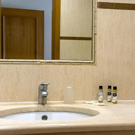 公寓 With 2 Bedrooms, 2m To The