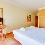 Apartment With 2 Bedrooms, 2m To The