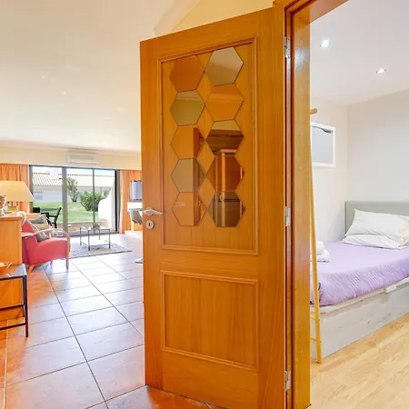 With 2 Bedrooms, 2m To The