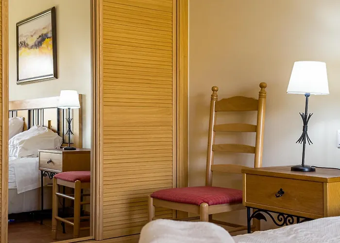 Διαμέρισμα With 2 Bedrooms, 2m To The Armação de Pêra