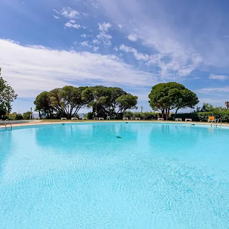 Apartamento With 2 Bedrooms, 2m To The