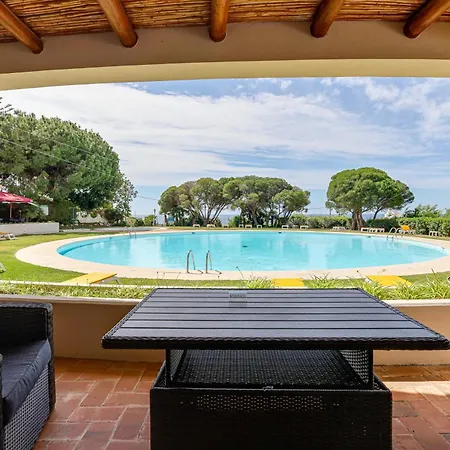 Apartamento With 2 Bedrooms, 2m To The